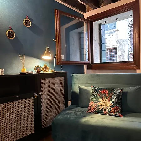 La Dimora Di Sofia Sul Canale A San Stae Apartmán *