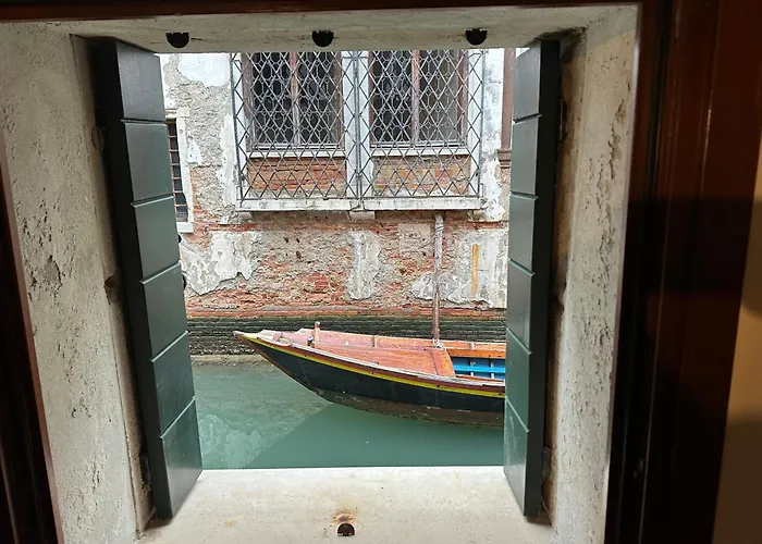 La Dimora Di Sofia Sul Canale A San Stae Lägenhet Venedig